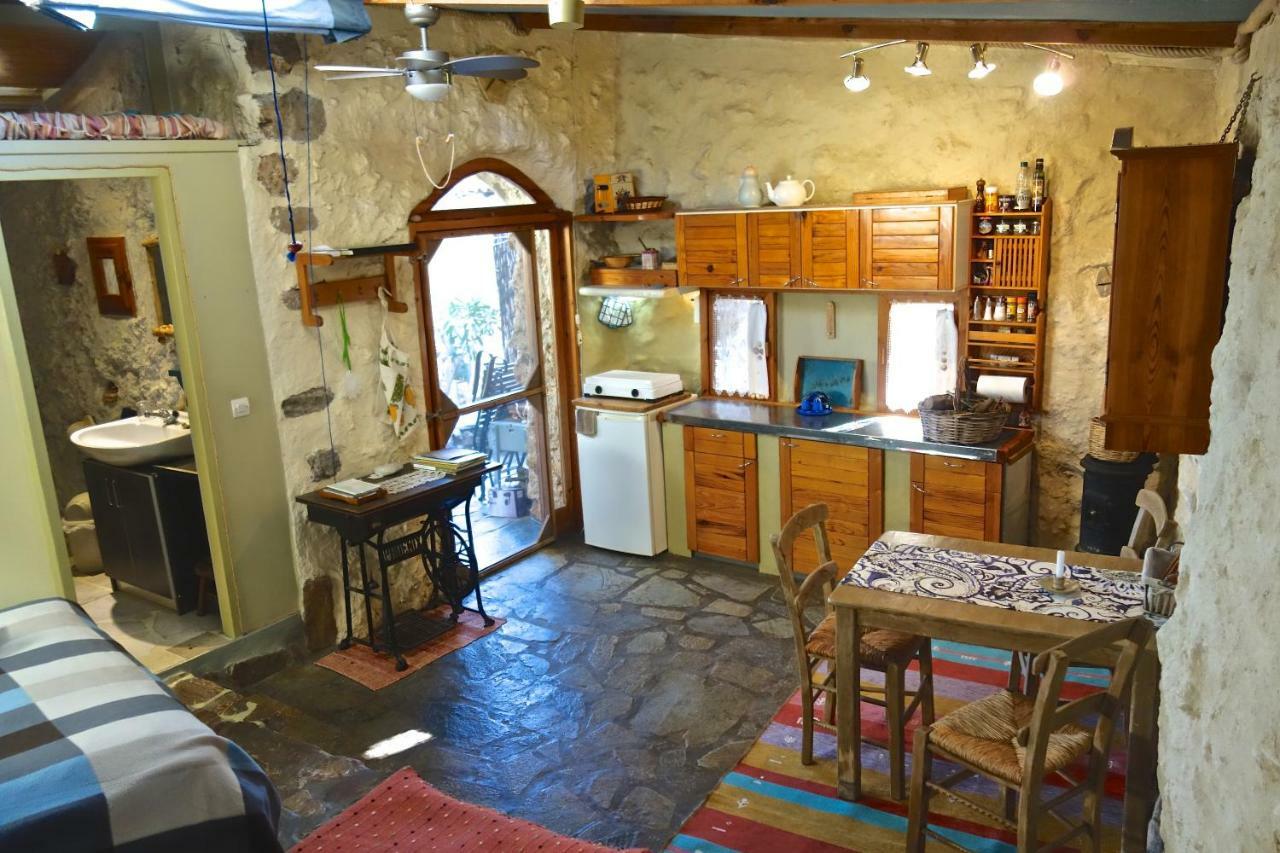 Wellanidia Cottage Skoutari Gythio Eksteriør billede